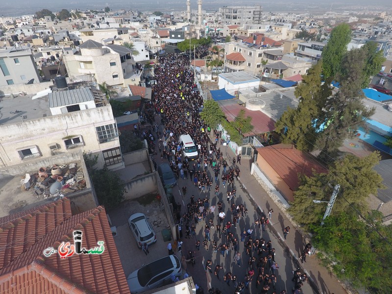 فيديو: جماهير غفيرة تحيي الذكرى ال65 لمجزرة كفرقاسم والطالب محمد امين طه وحفيد الشهيد عبدالله بدير للقيادات العربية واعضاء البرلمان  تتقاتلوش على صوتي ... اتقاتلوا على مستقبلي